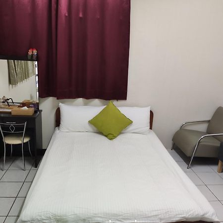 Papa Bear'S Guesthouse Taichung Cameră foto